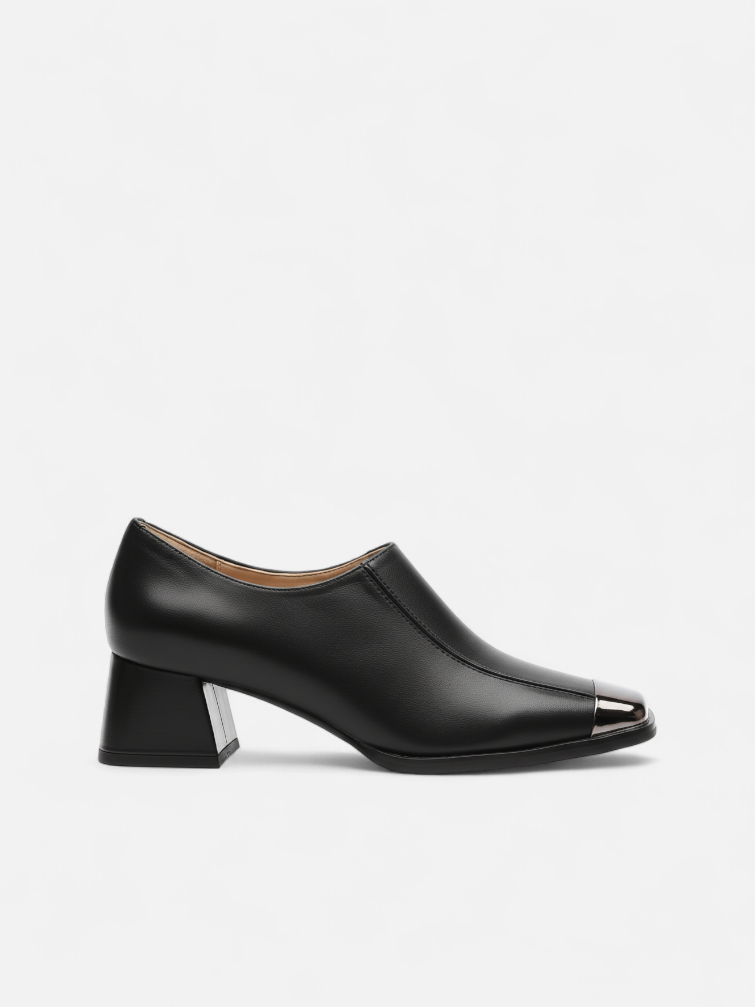 Mocassim Salto Bloco Bico Quadrado Metal Couro