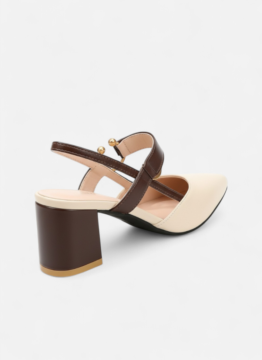 Scarpin Slingback Bico Fino Salto Bloco Tira Couro Metal