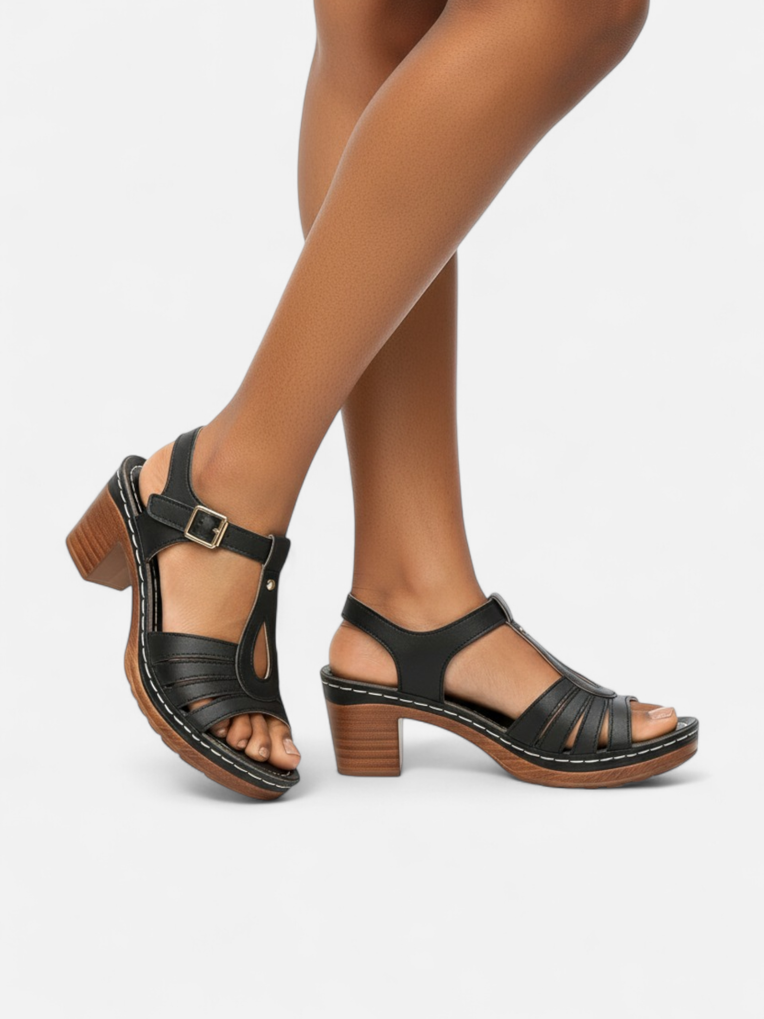 Sandália Salto Bloco T-Strap Fivela Couro