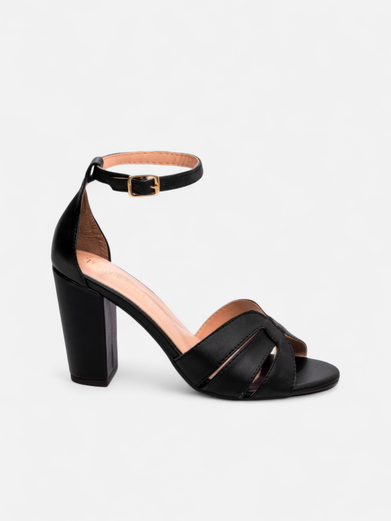 Sandália Salto Grosso com Tiras Cruzadas e Fivela Dourada