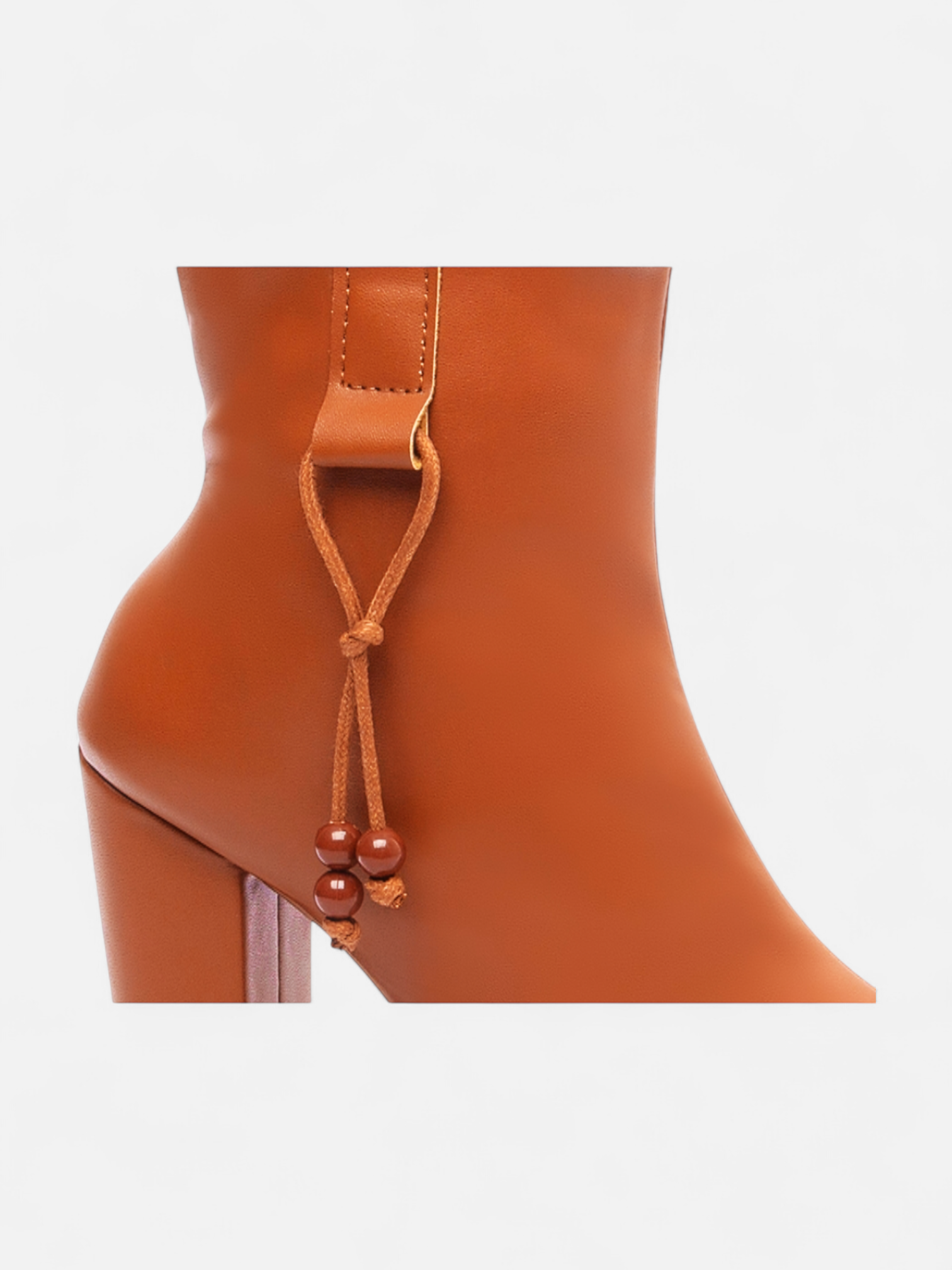 Bota Cano Curto Salto Bloco Detalhe Cordão
