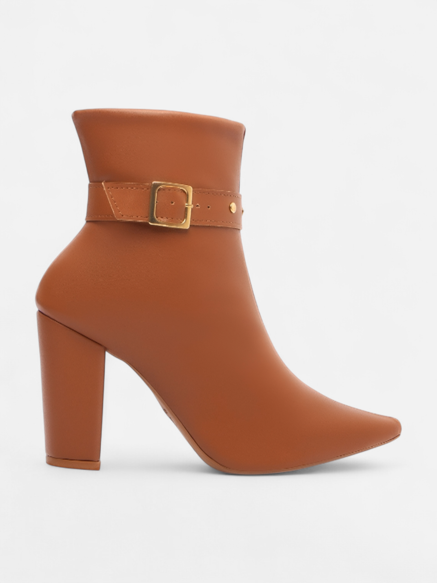 Bota Salto Alto Grosso Cano Curto com Fivela Dourada