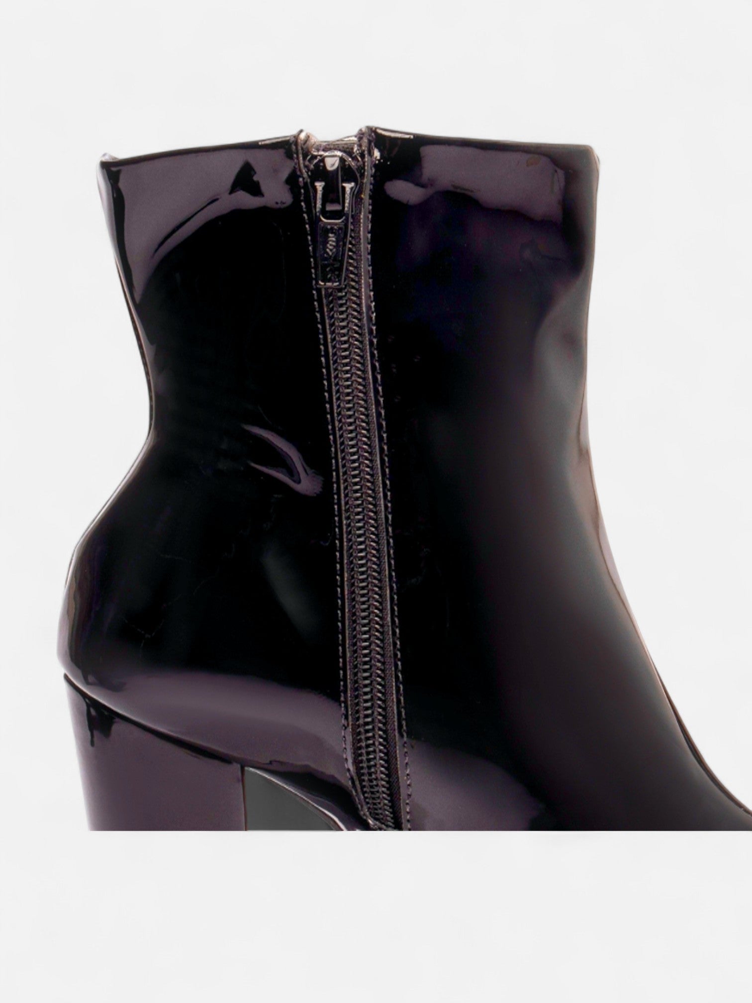 Bota Verniz Cano Curto Salto Bloco