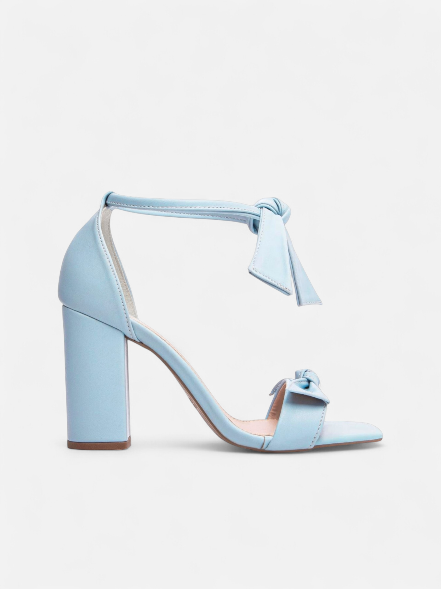 Sandália Salto Grosso Laços Napa Caramelo