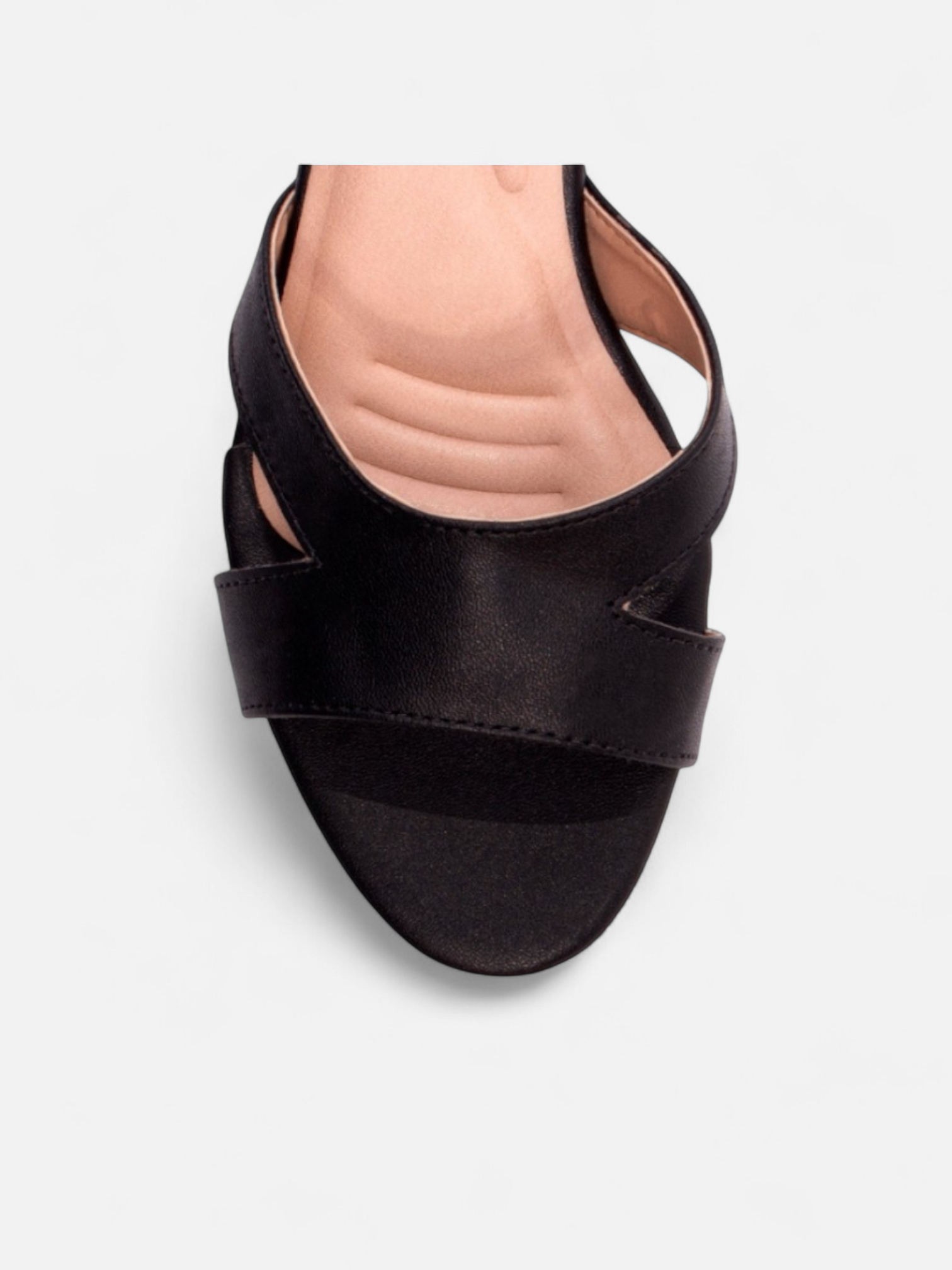 Sandália Salto Grosso Bloco com Fivela Dourada Tiras Cruzadas