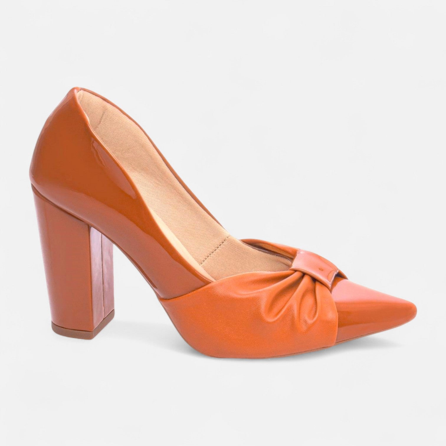 Scarpin Salto Grosso Laço Napa Caramelo