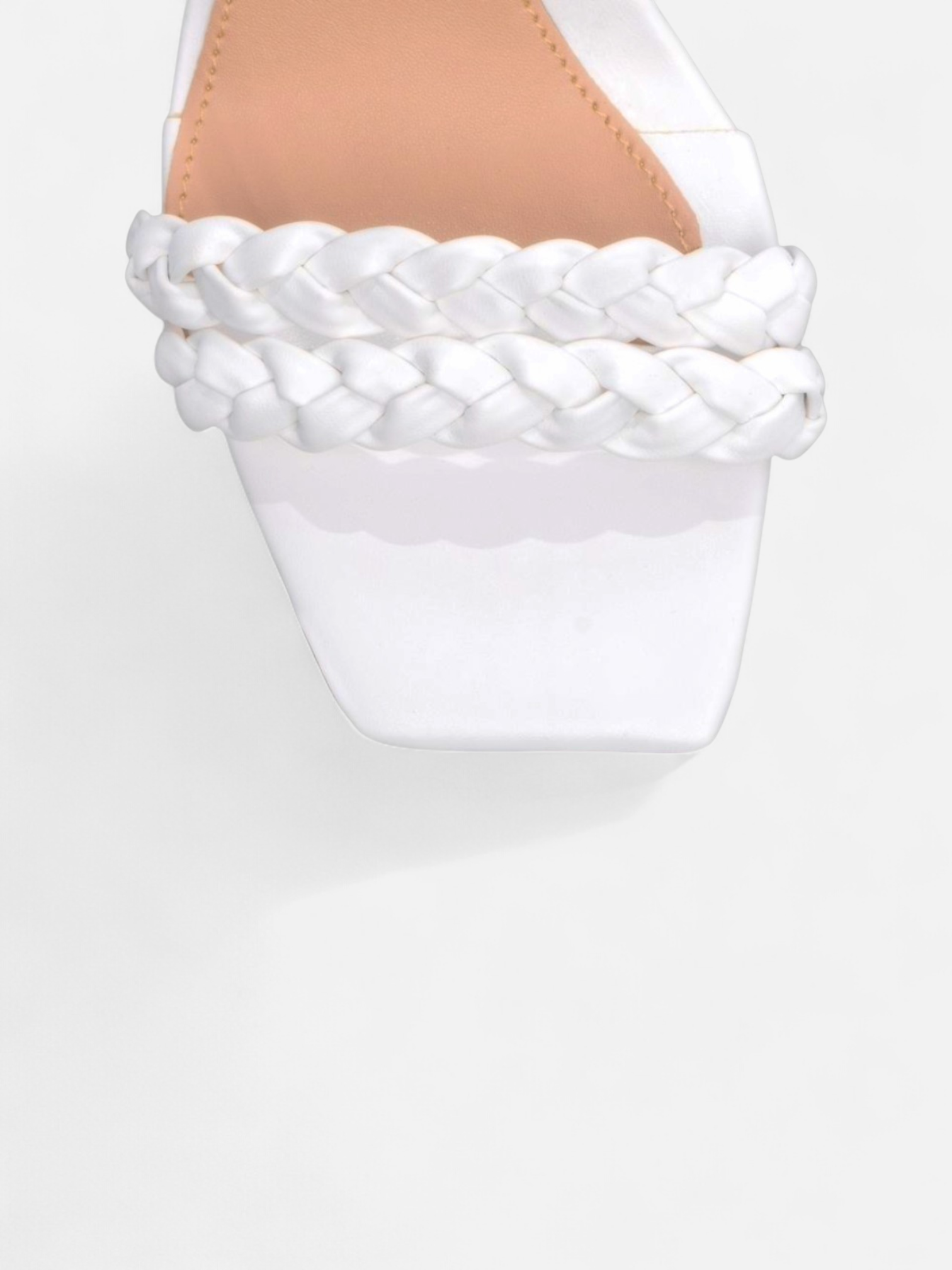 Sandália Salto Napa com Fivela de Metal