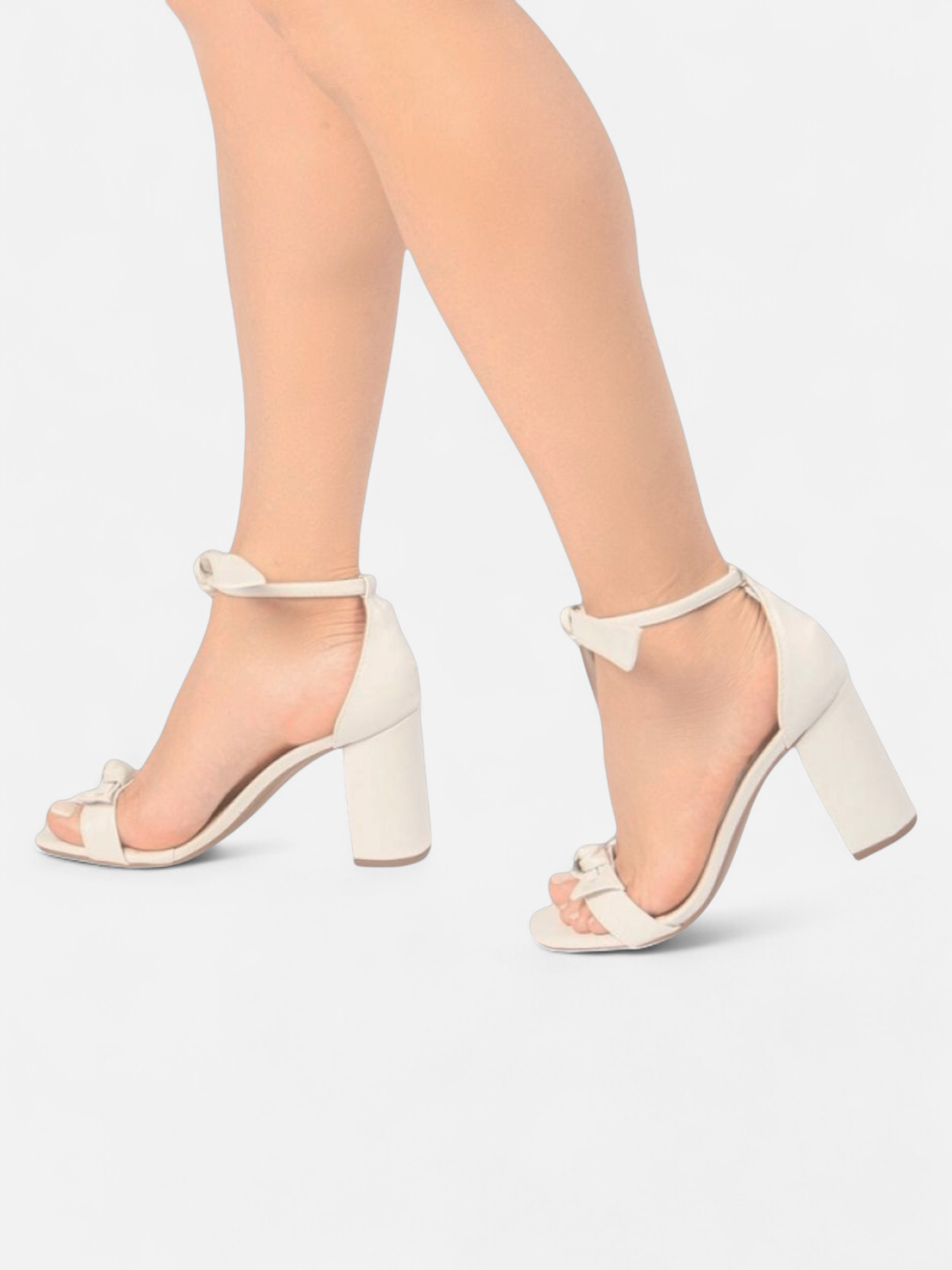 Sandália Salto Grosso Laços Napa Caramelo