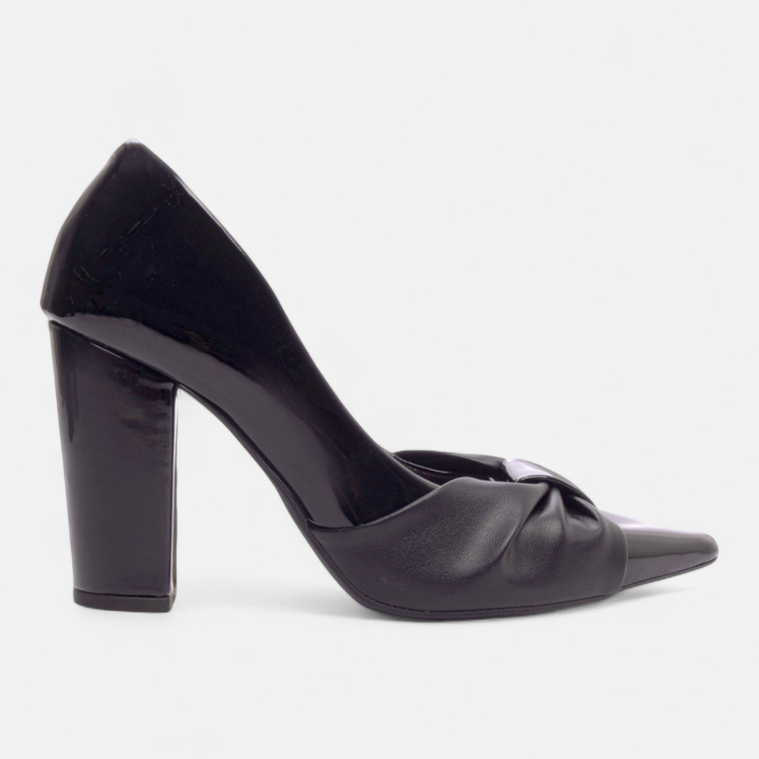 Scarpin Salto Grosso Laço Napa Caramelo