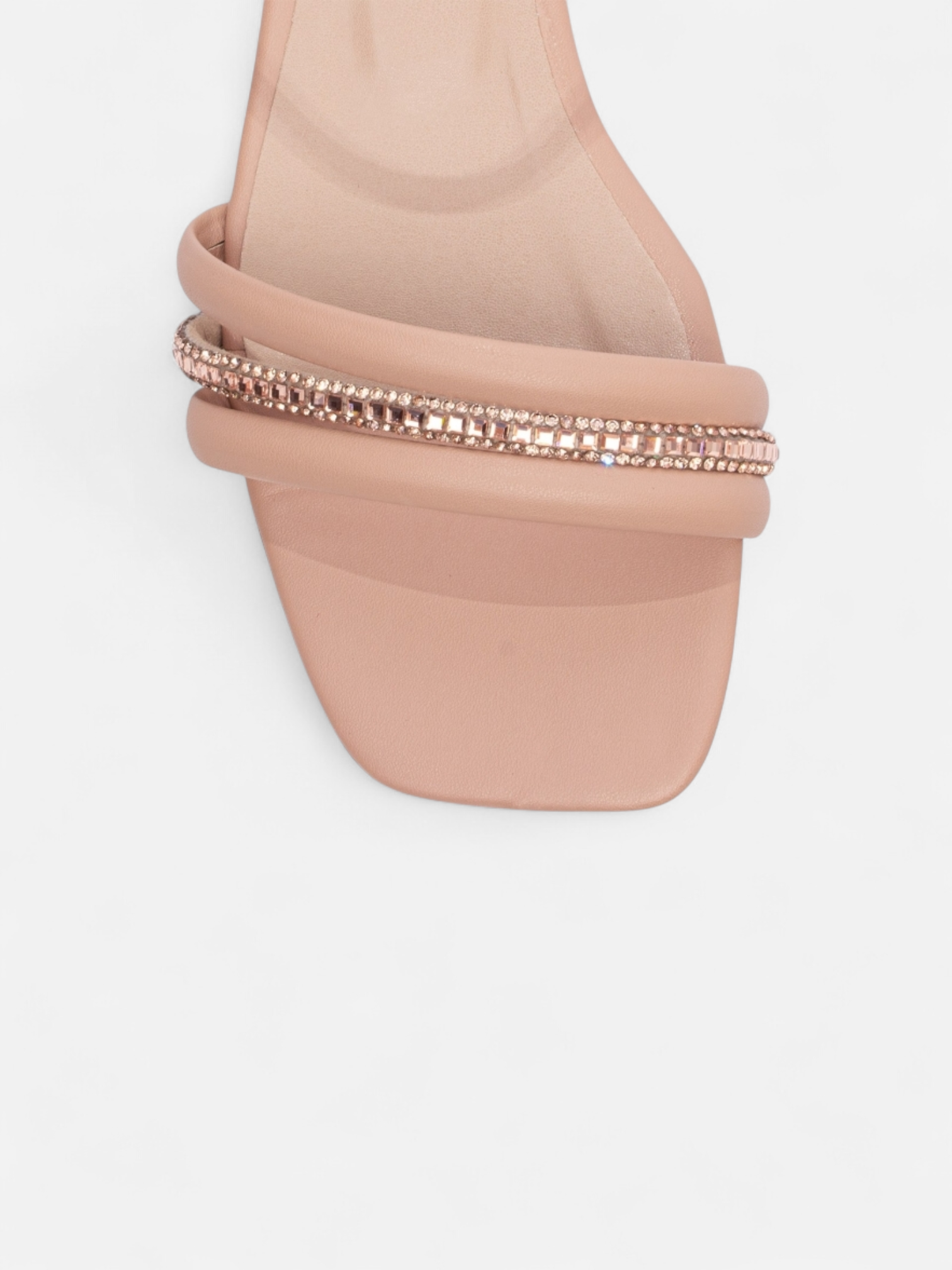 Sandália Salto Baixo Napa Tiras Finas com Strass Grafite