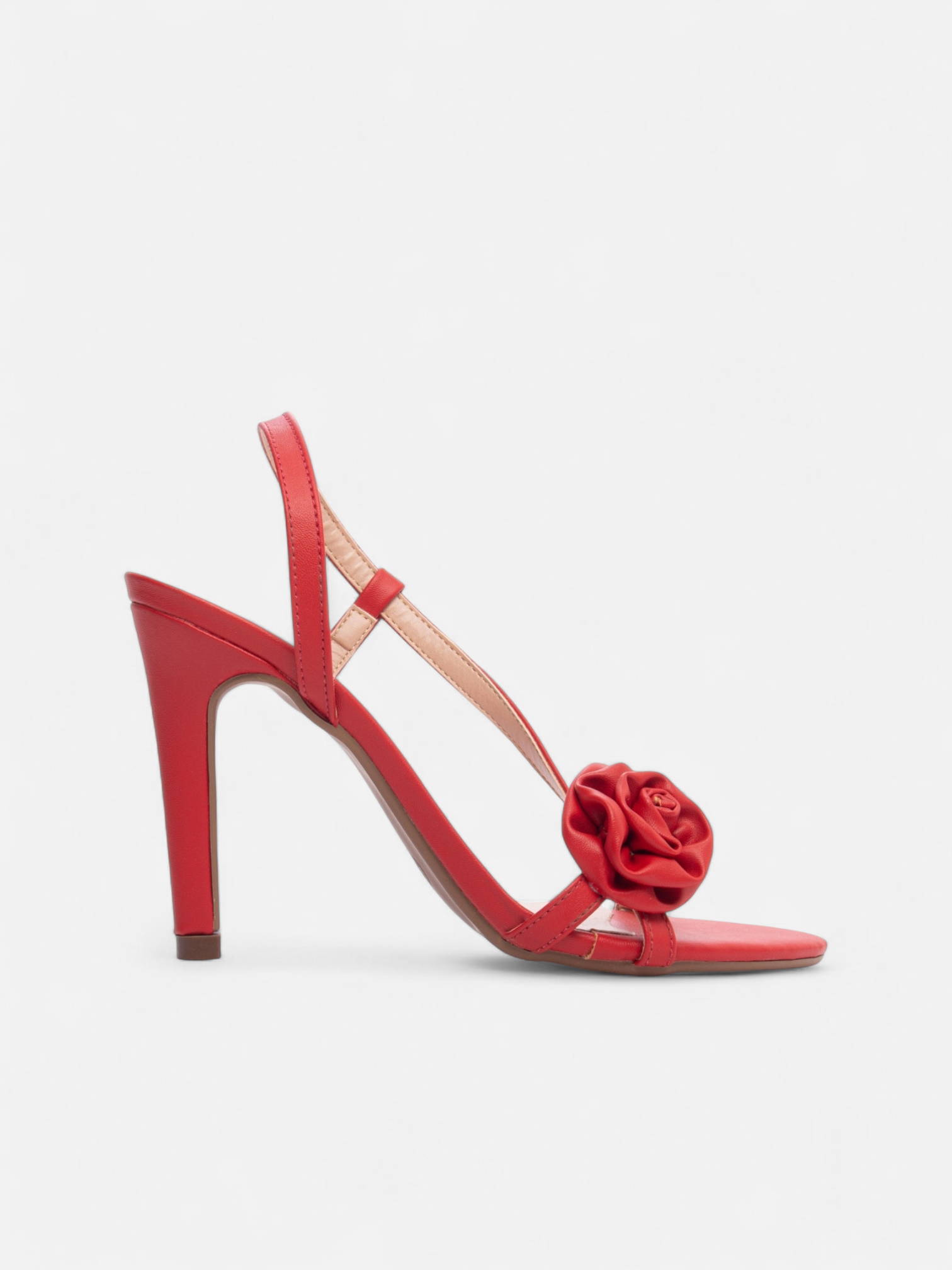 Sandália Salto Fino com Flor Aplicada em Napa Elegante