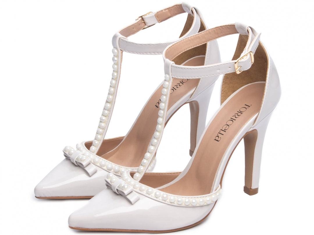 Scarpin Off White com Detalhe Perolado Calçados Femininos - #carminito#