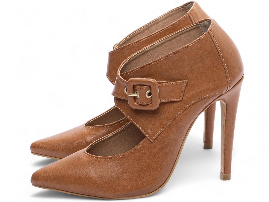 Scarpin Napa Caramelo com Fivela desconto de outono - carminito
