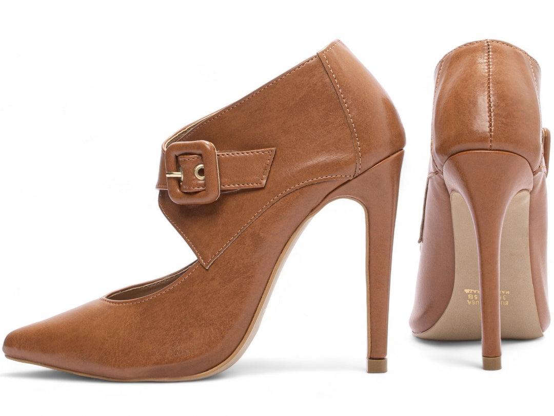 Scarpin Napa Caramelo com Fivela desconto de outono - carminito