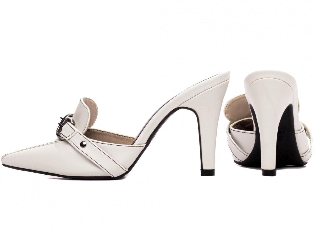 Scarpin Mule Napa Off White com Fivelas e Apliques - #carminito#