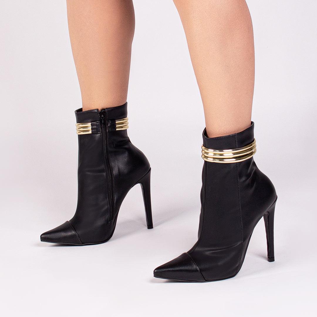 Bota Negra Bico Fino Salto 12 Cano Médio - #carminito#