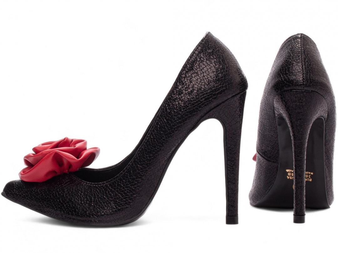 Scarpin Napa Preto com Flor Vermelha - #carminito#