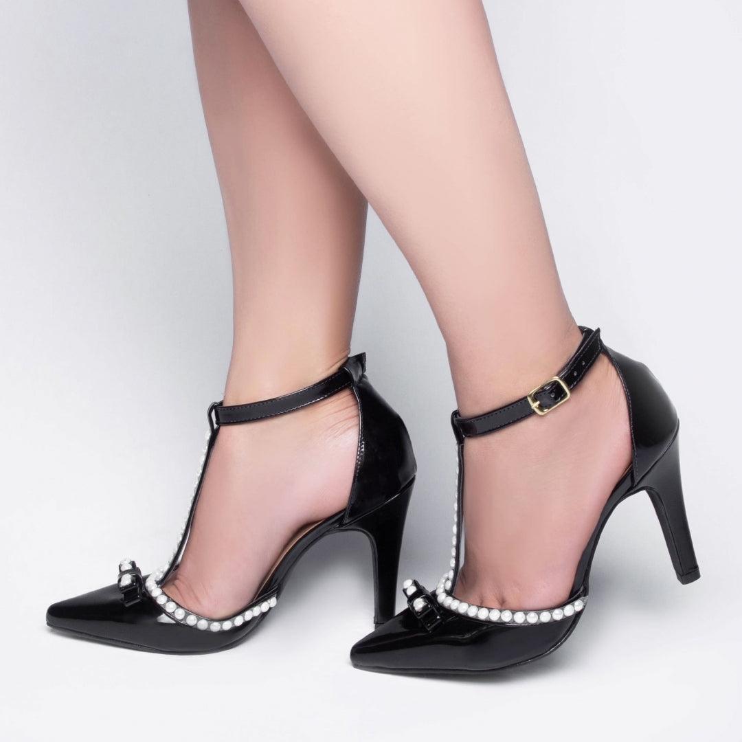 Scarpin Verniz Preto Pérolada - #carminito#