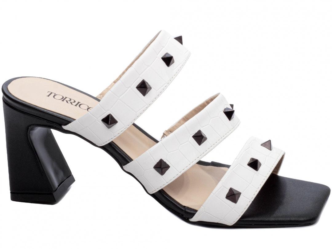 Sandália Napa Croco Branco com Pirâmides - #carminito#