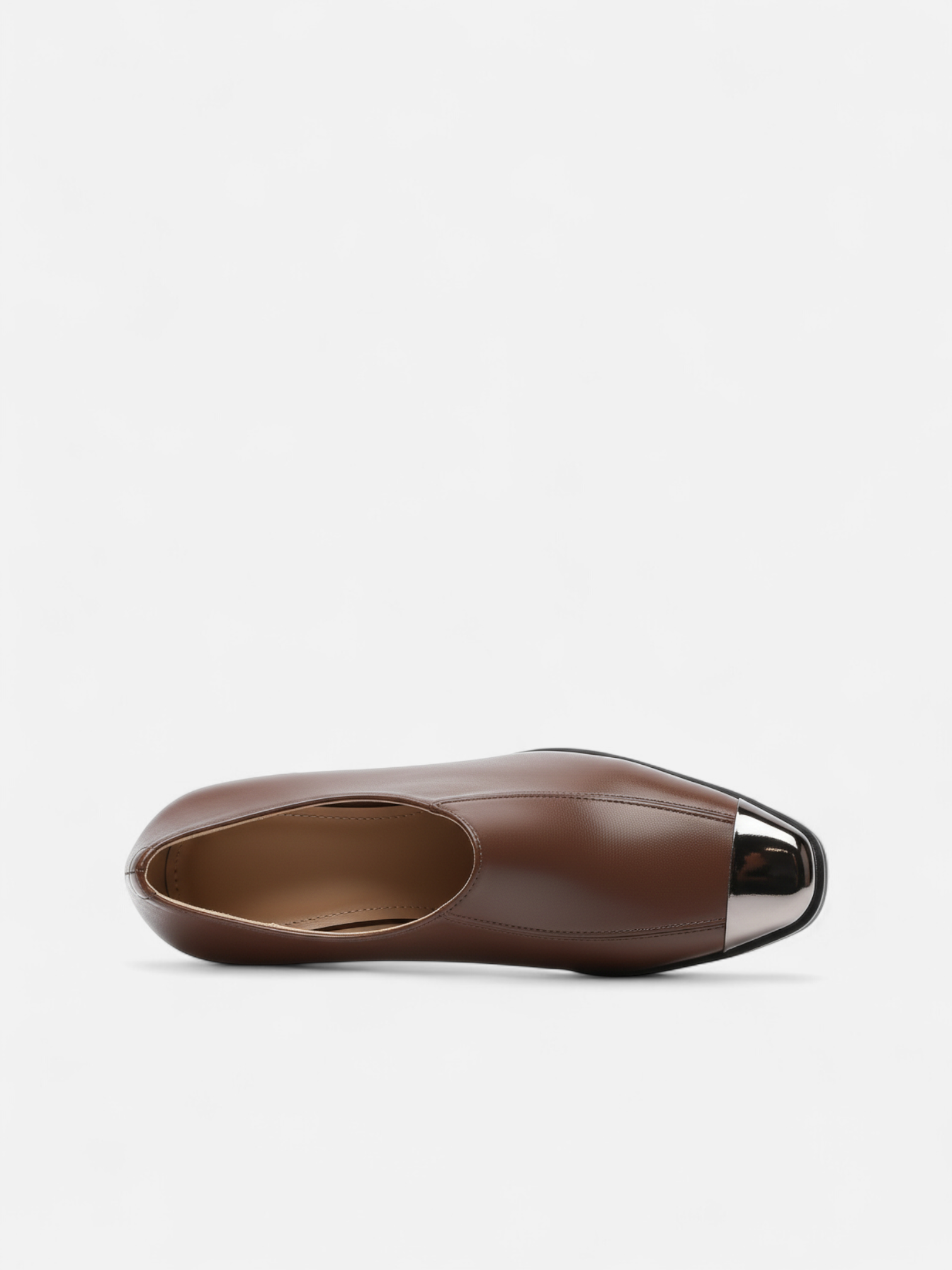 Mocassim Salto Bloco Bico Quadrado Metal Couro