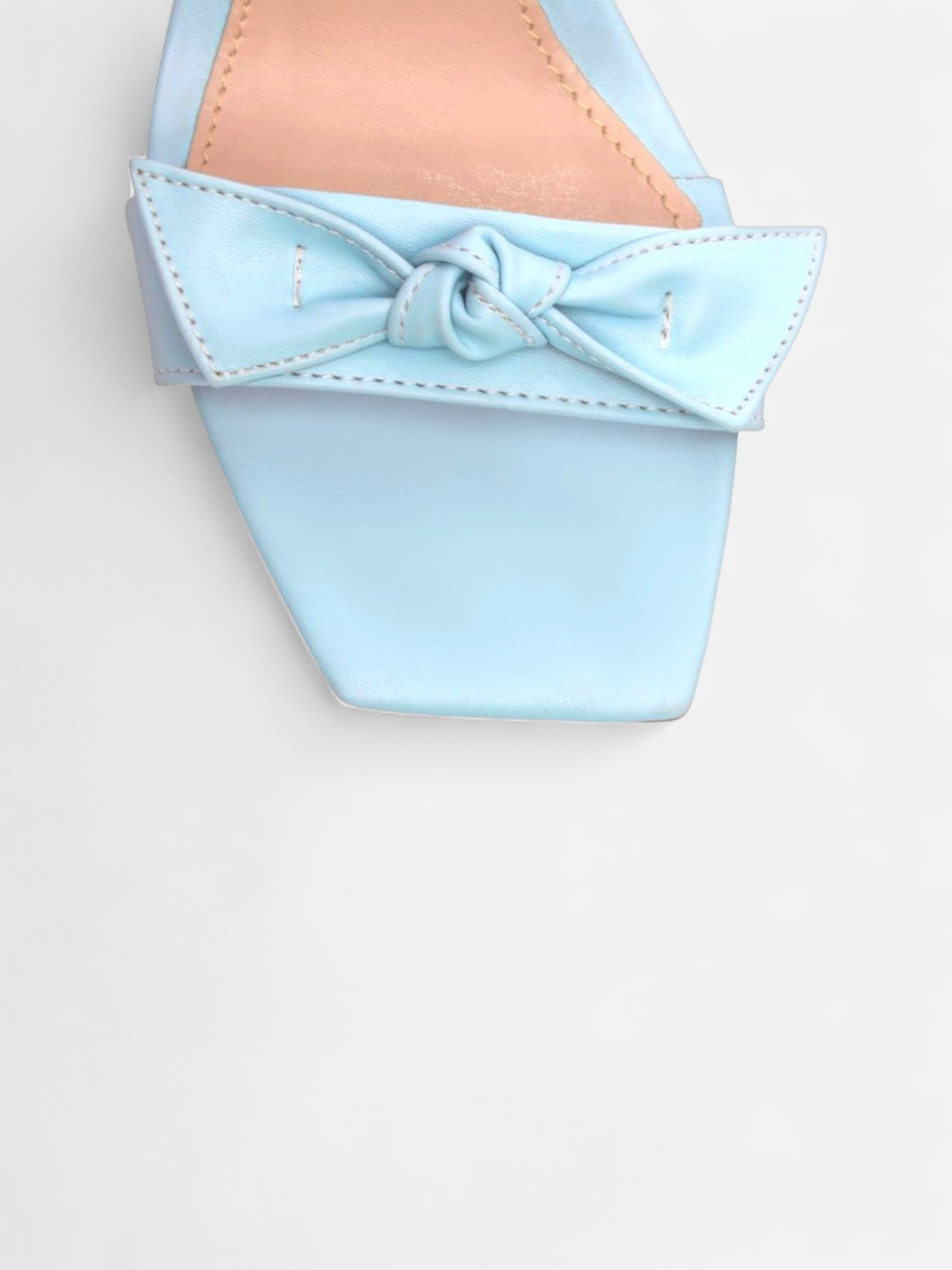 Sandália Salto Grosso Laços Napa Caramelo