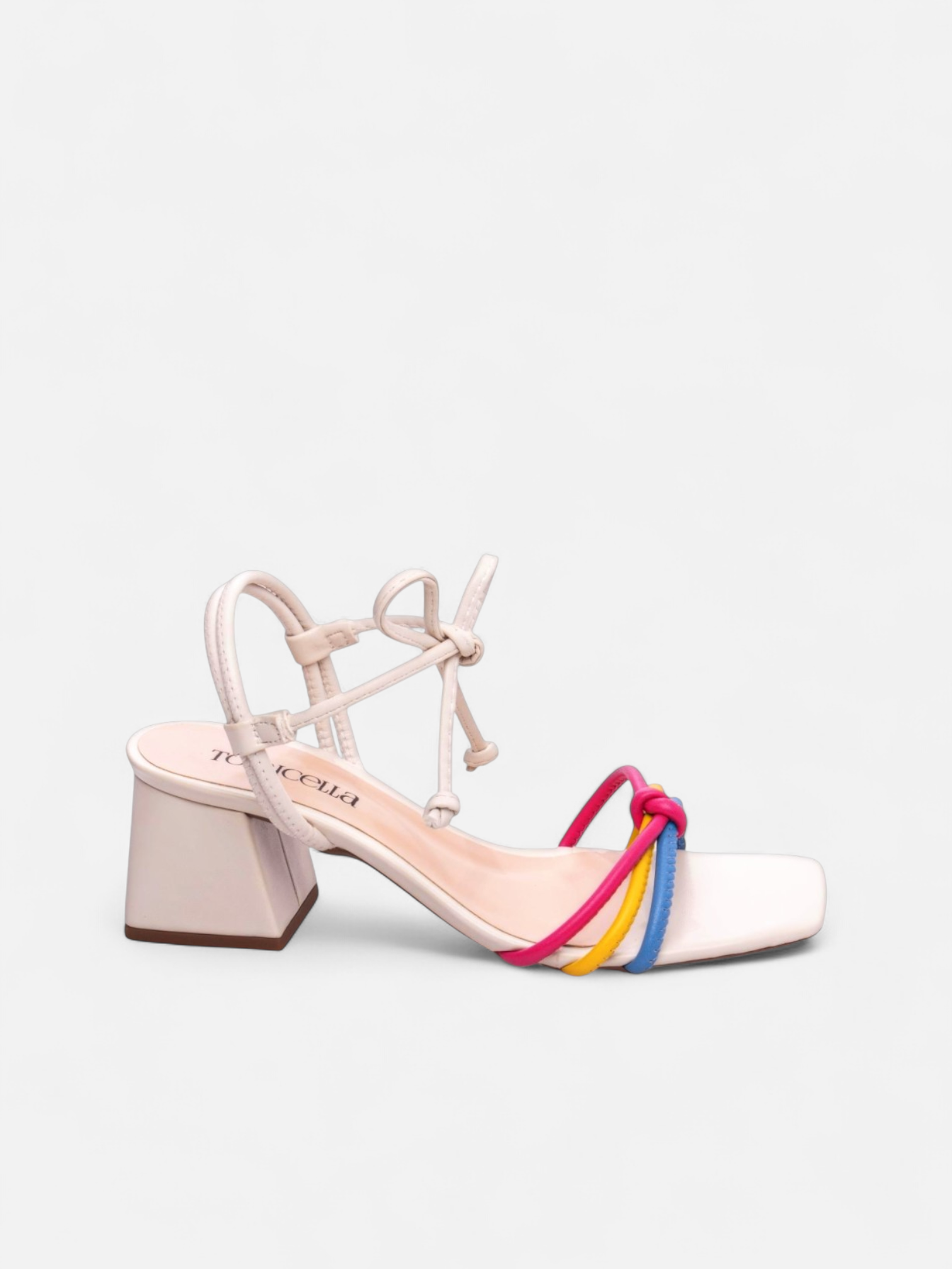 Sandália Salto Grosso Bloco com Cordão Off White e Tiras Coloridas