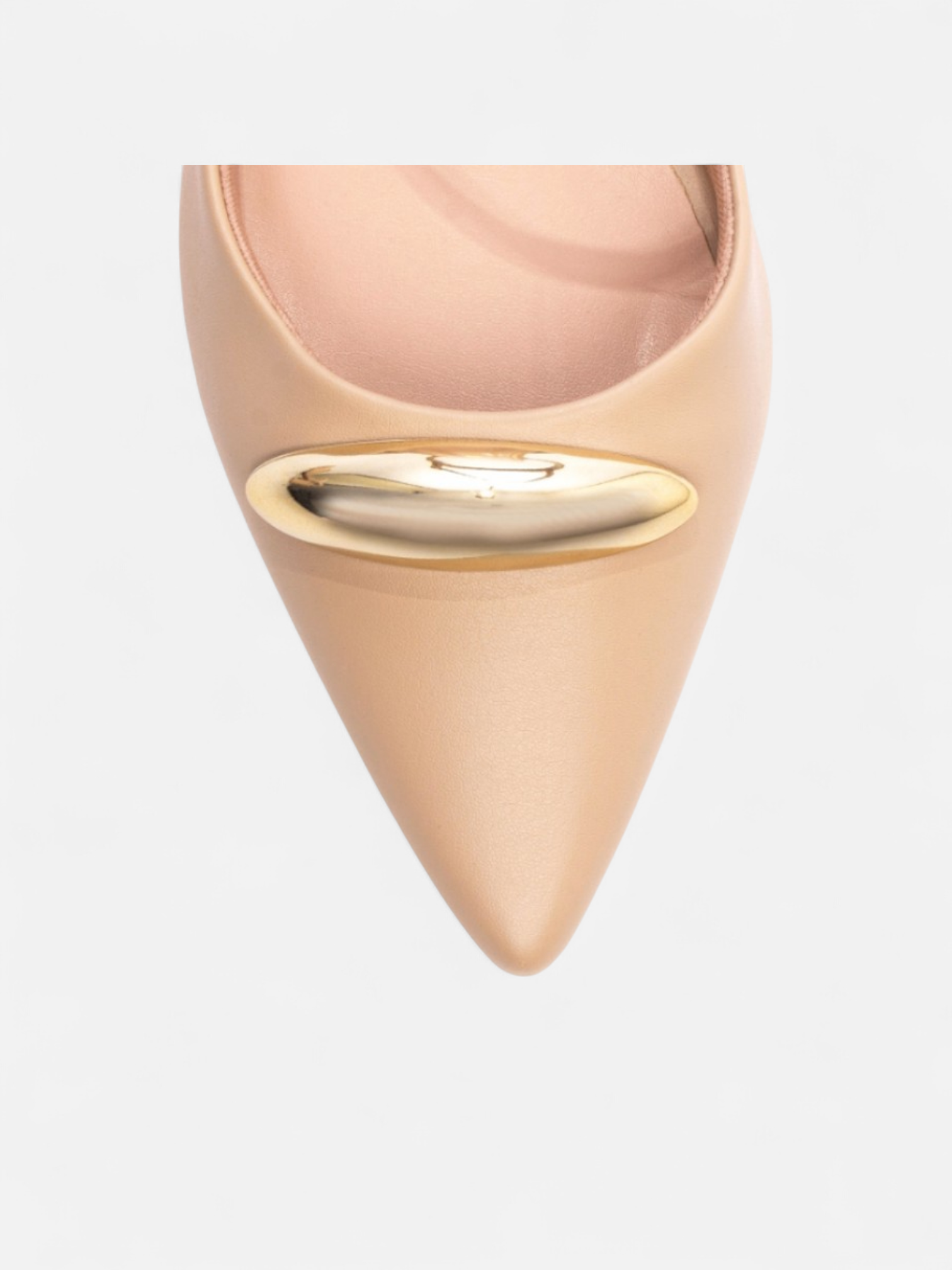 Scarpin Napa Bege com Fivela Dourada