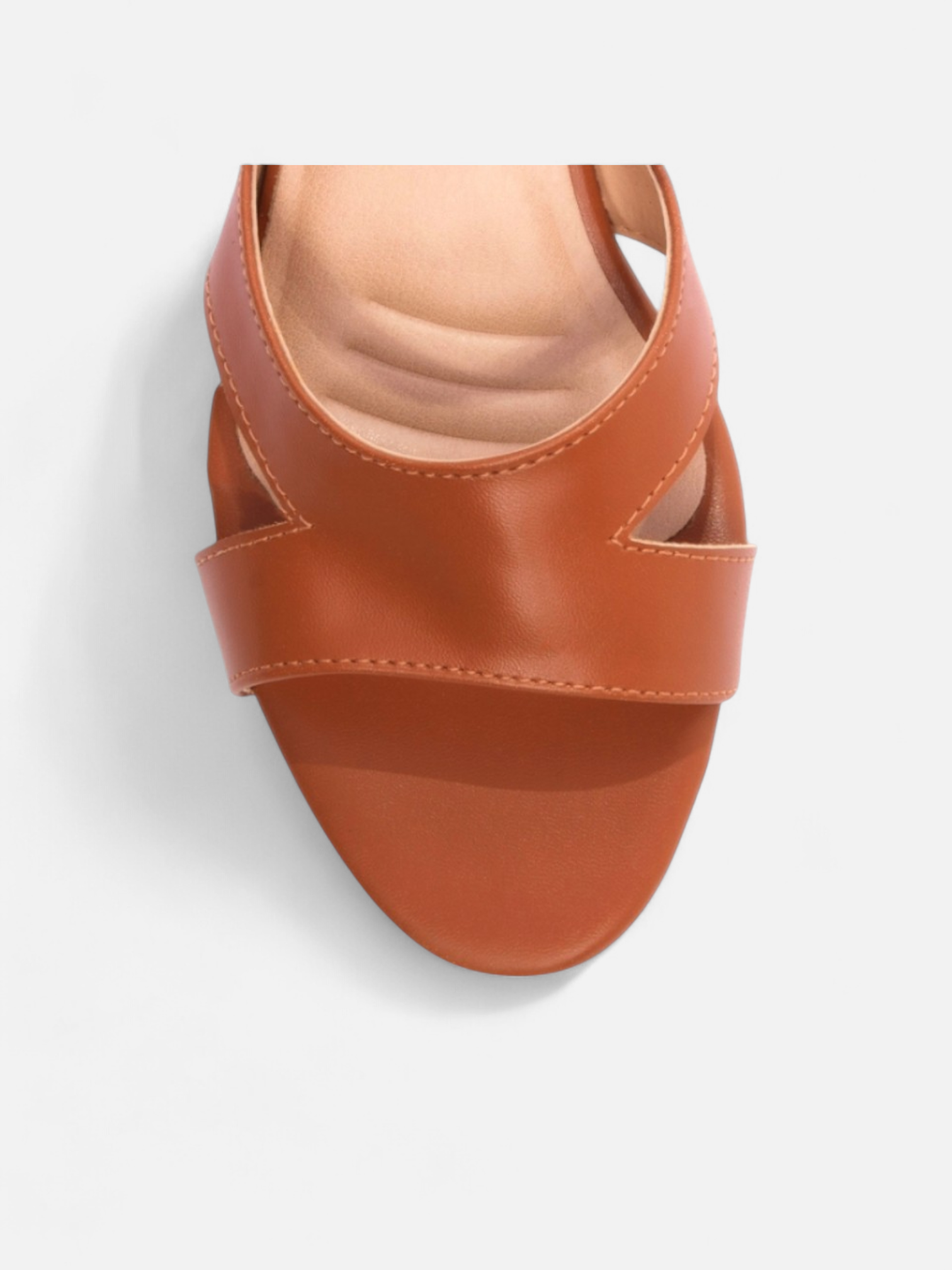 Sandália Salto Grosso Bloco com Fivela Dourada Tiras Cruzadas