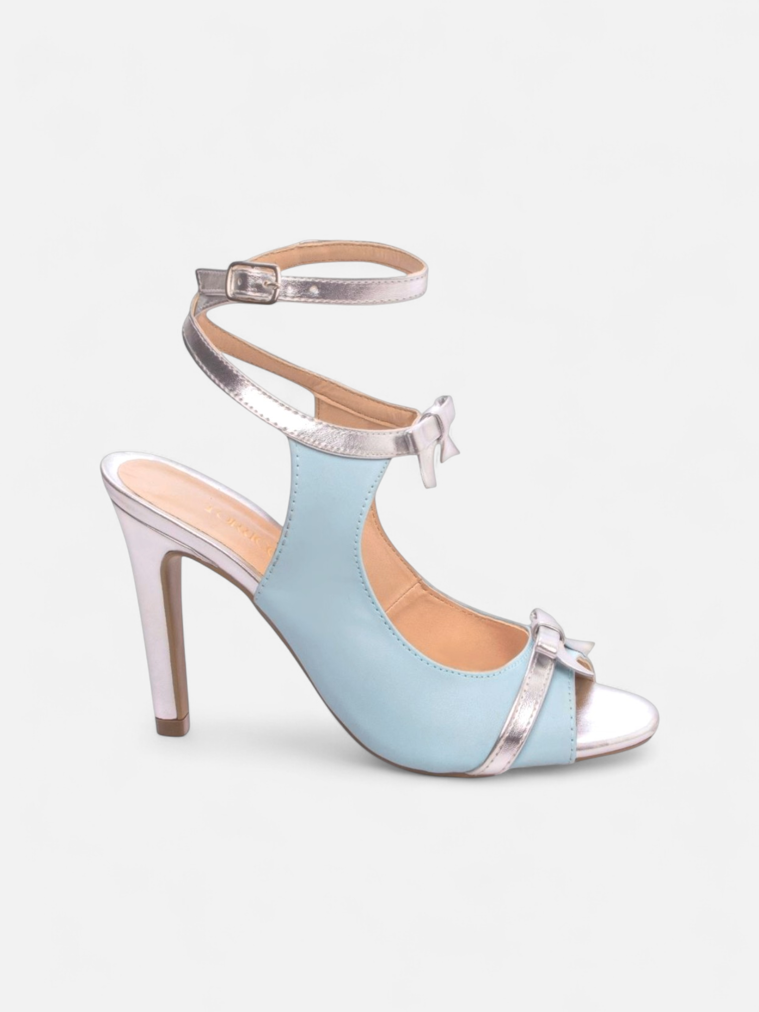 Sandália Salto Fino com Laço Metalizado em Prata