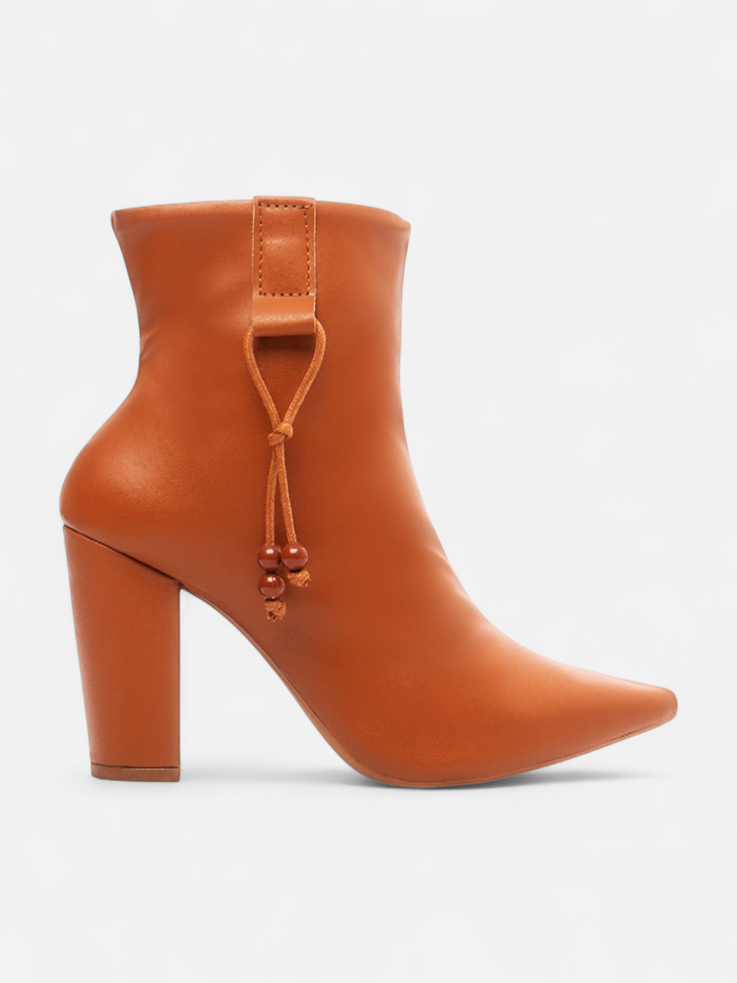 Bota Cano Curto Salto Bloco Detalhe Cordão