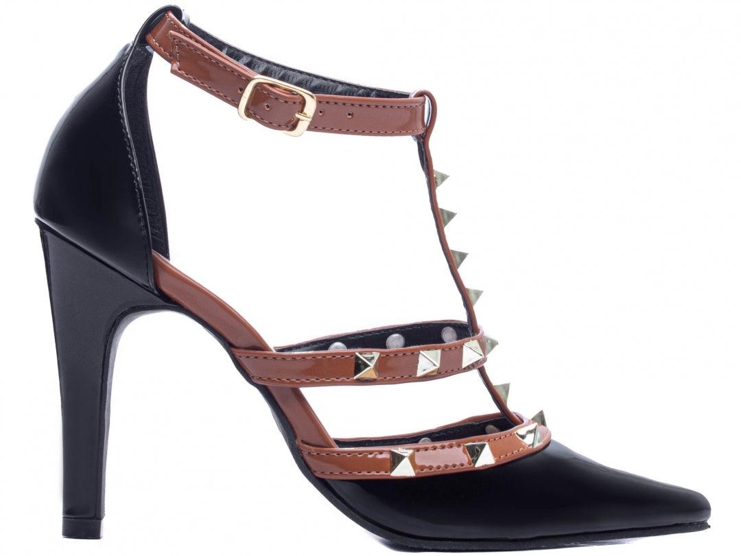 Scarpin Verniz Preto e Marrom com Fivela Pirâmide - #carminito#