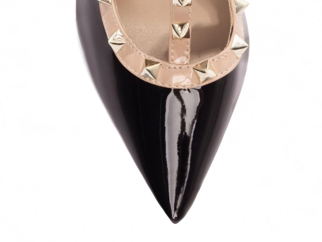 Scarpin Verniz Preto e Bege com Apliques Dourados - #carminito#